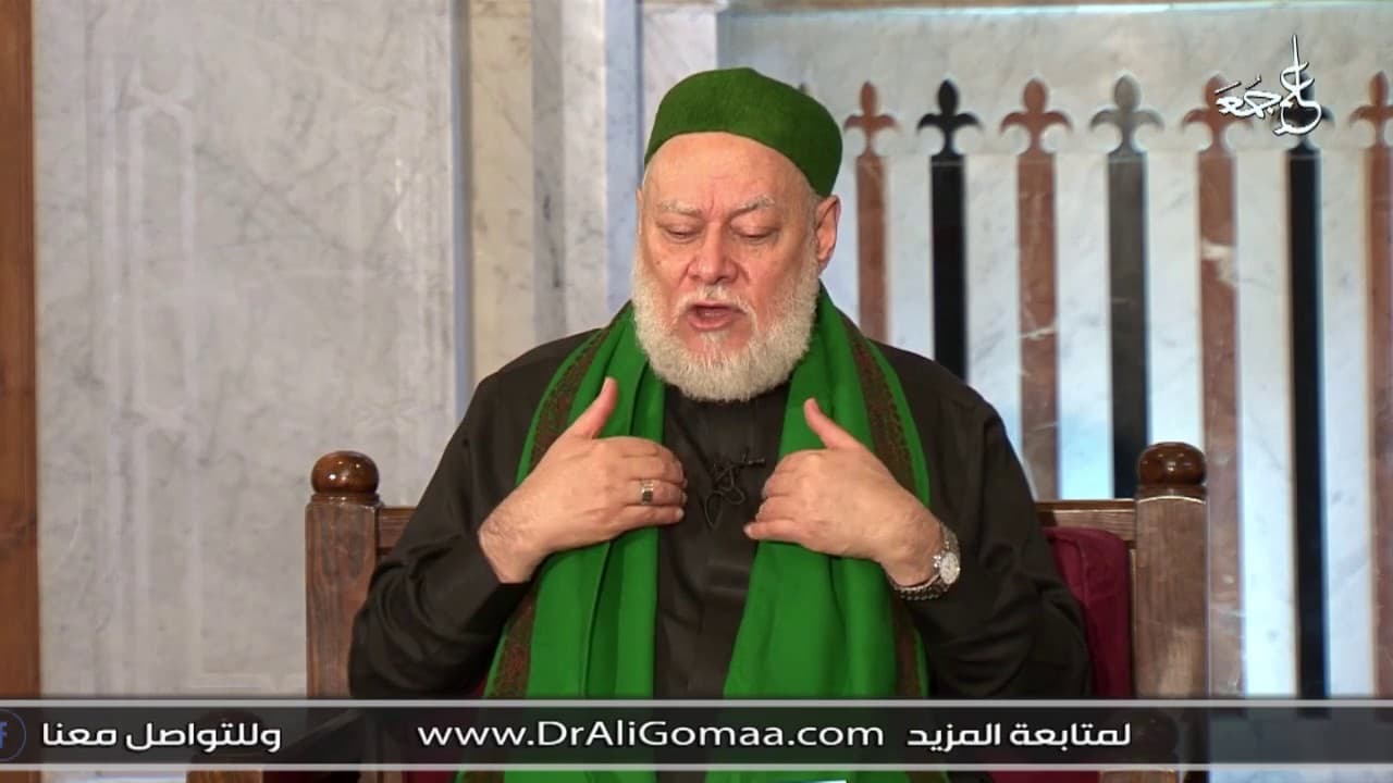 حكم الاقتداء بإمام المذياع والتلفزيون وشروط صحة صلاة الجماعة