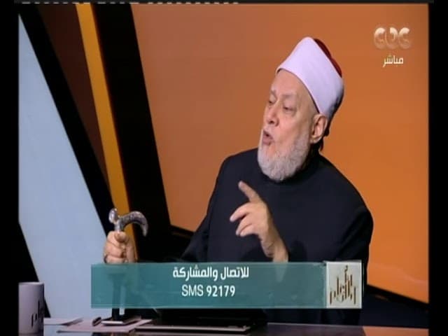 بر الوالدين وفضله وأحاديث النبي في مكانة الأم والأب