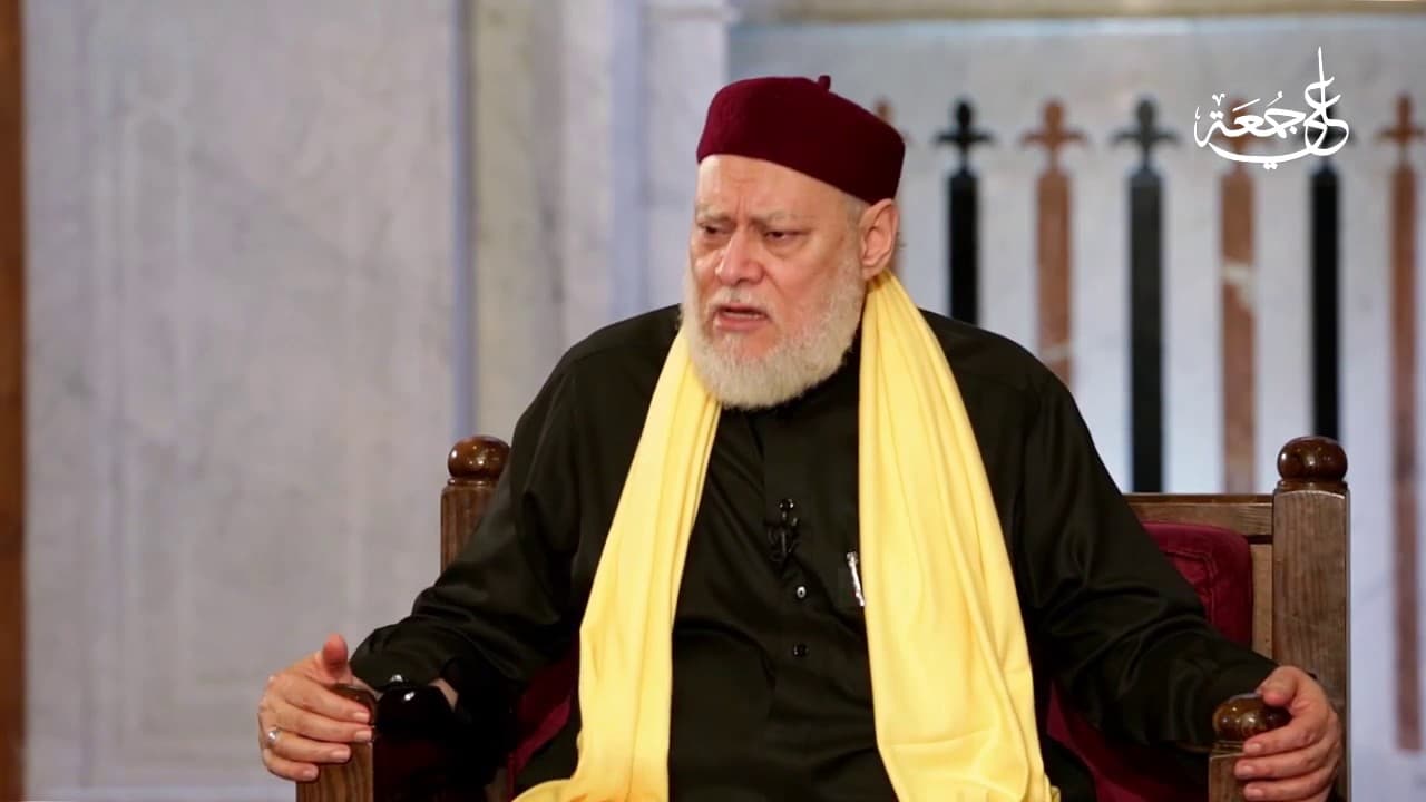 حكم جمع الصلاة بدون عذر وجمع الصلوات لأصحاب الأعمال الشاقة