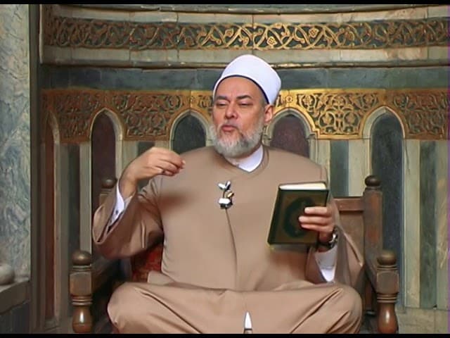 تفسير آية الخمر والميسر في سورة البقرة وأحكام المحرمات في الإسلام