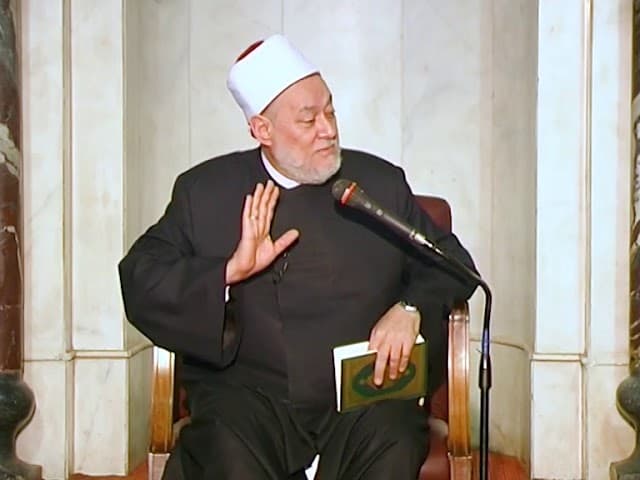 حكم التوسل بالنبي عند المذاهب الأربعة وآية الوسيلة في سورة المائدة