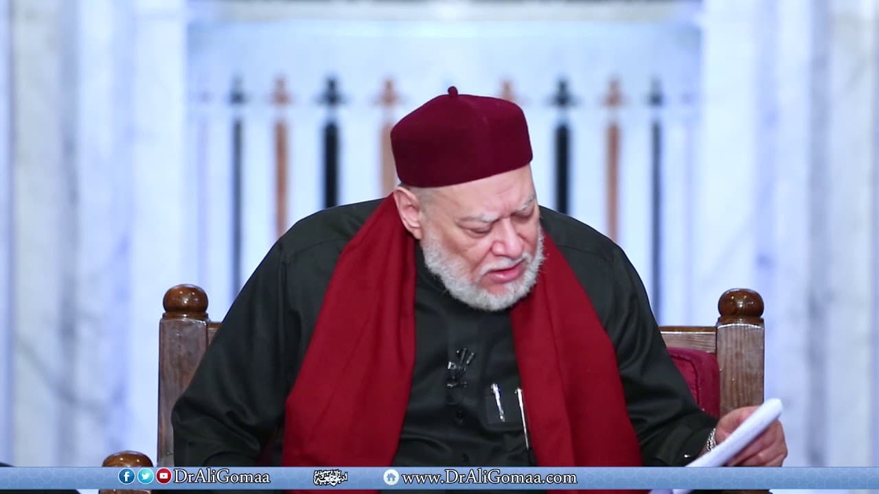 حكم خلع الحجاب أمام الخطيب في وسط العائلة