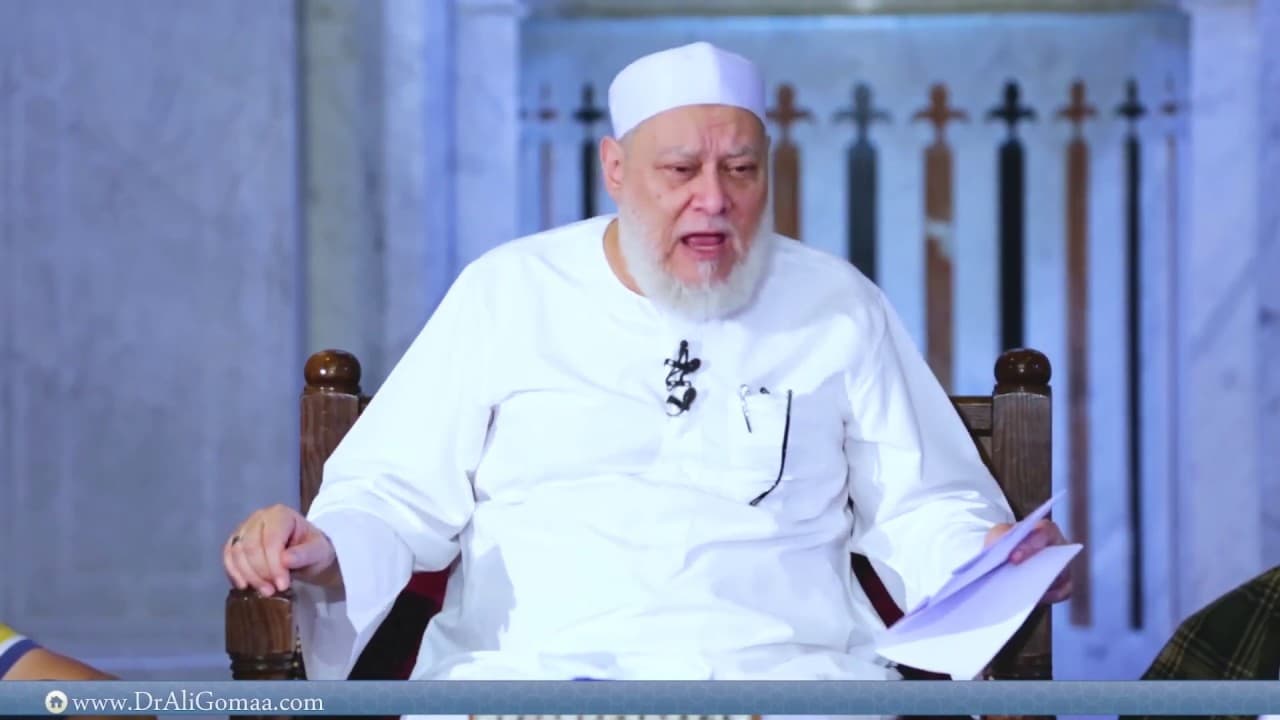 شروط وجوب الزكاة والملك الطبيعي وحكم المال المحجوز في المصرف