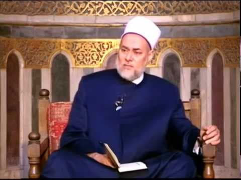 ان الصلاة تنهى عن الفحشاء والمنكر ومعنى إقامة الصلاة وأثرها في المجتمع