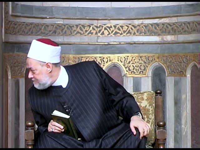 تفسير سورة النساء الآيتان 117 و118 والتحذير من عبادة الأصنام والشيطان