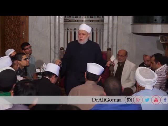 حكم تغسيل الرجل لأمه وزوجته بعد الوفاة وبديل التيمم عند الشافعية