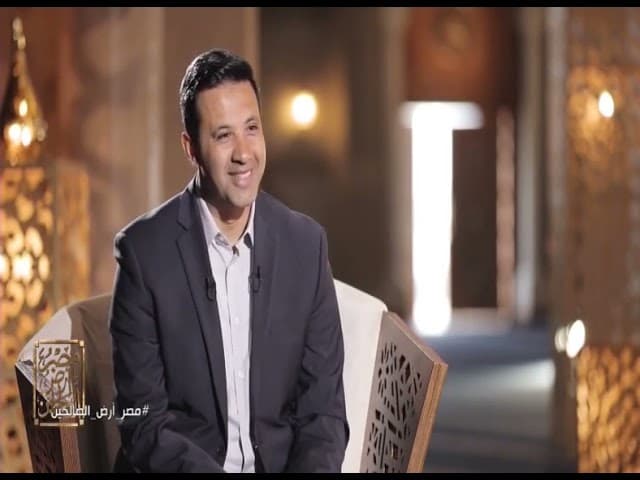 جلال الدين السيوطي حياته ومؤلفاته وأبرز كتبه في العلوم الإسلامية