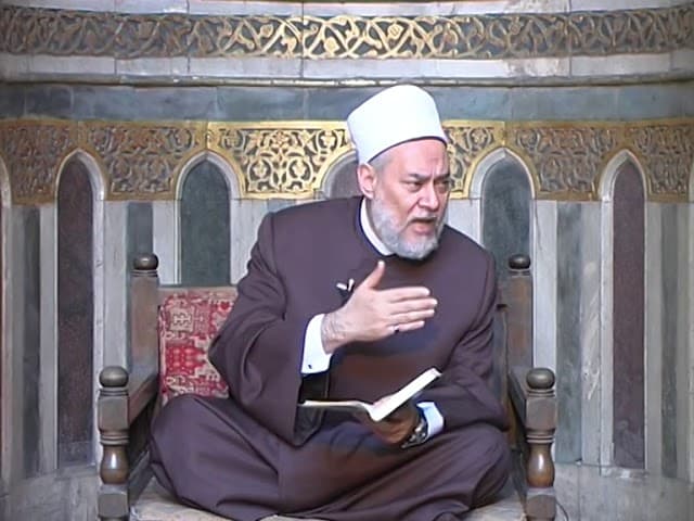 تفسير الآية 243 من سورة البقرة والفرق بين حب الحياة وحب الدنيا