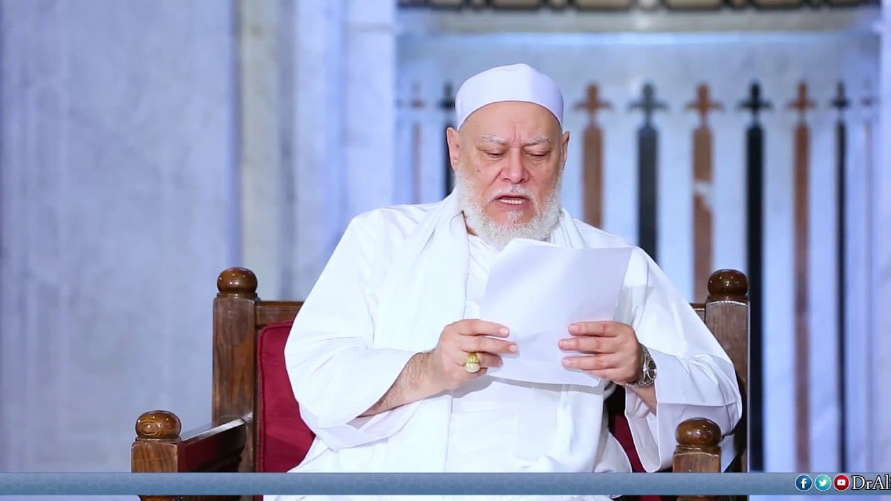 عمرة الحائض وحكمها عند المذاهب الفقهية وما يجب إخراجه