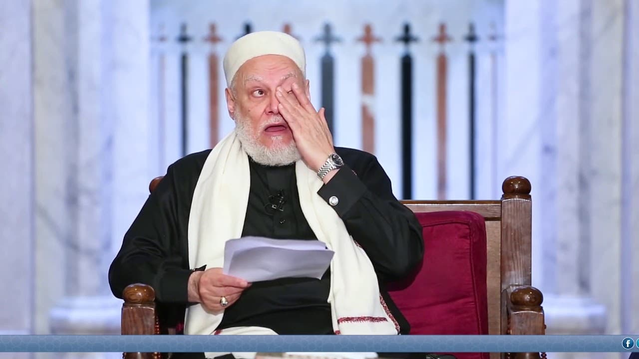 حكم الحلف بغير الله وهل تحليف الزوجة زوجها بأولاده إثم