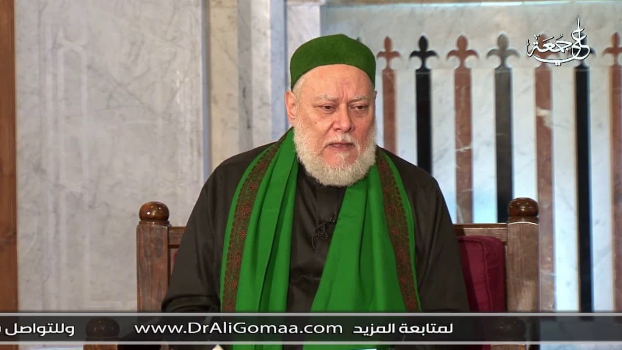 حكم الوقوف مع الأم ضد الزوجة وحدود بر الوالدين في الإسلام
