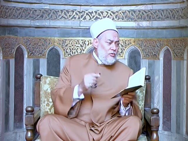 ثمرات الالتزام بمنهج الله والهداية إلى الصراط المستقيم في سورة النساء