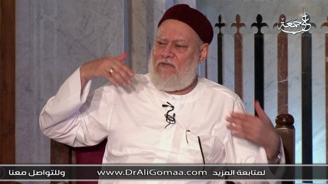 اكتشاف علاقة الأب بامرأة أخرى وحكم إخبار الأم والتعامل مع الموقف