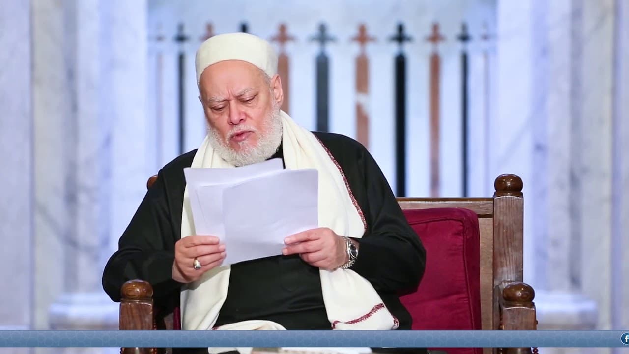 عورة المرأة في الصلاة وحكم انكشاف القدم عند الحنفية